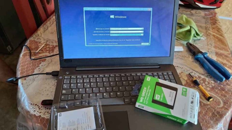⚡💻 ¡REVIVE TU PC O LAPTOP HOY MISMO! 🩺 ✅ Formateo ✅ Instalación de Windows y Programas ✅ Reparación y Mantenimiento ✅ Repotenciación (SSD + RAM) ✅ R